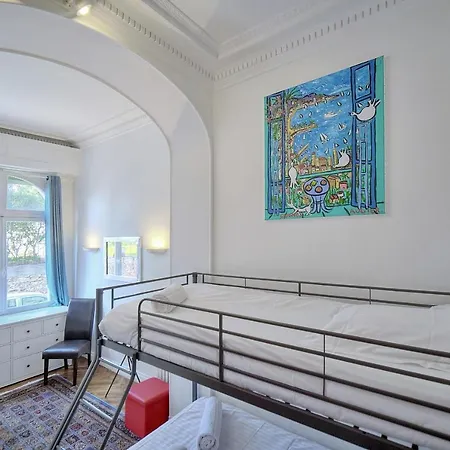 Immogroom -terrace With Garden - Quiet - Air-conditioner Apartment *